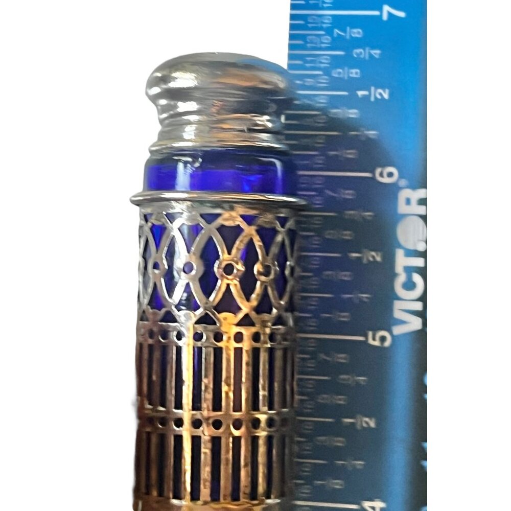 F B Rogers Silver Overlay Cobalt Blue Glass Salt & Pepper Shakers Vintage - Picture 9 of 9